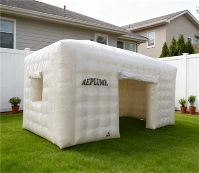 Etkinlik İçin Özelleştirilmiş Beyaz Şişme Küp Çadır